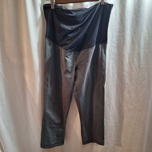 Isabel large cross over front maternity pants - Picture 3 of 6